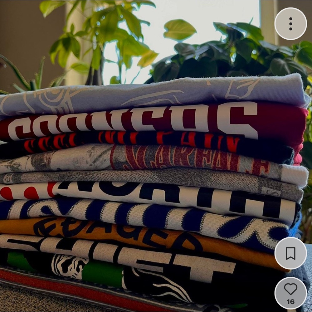 VINTAGE CLOTHING!! VERY CHEAP AND ALWAYS RESTOCKING SITE‼️DO NOT BUY THIS POST